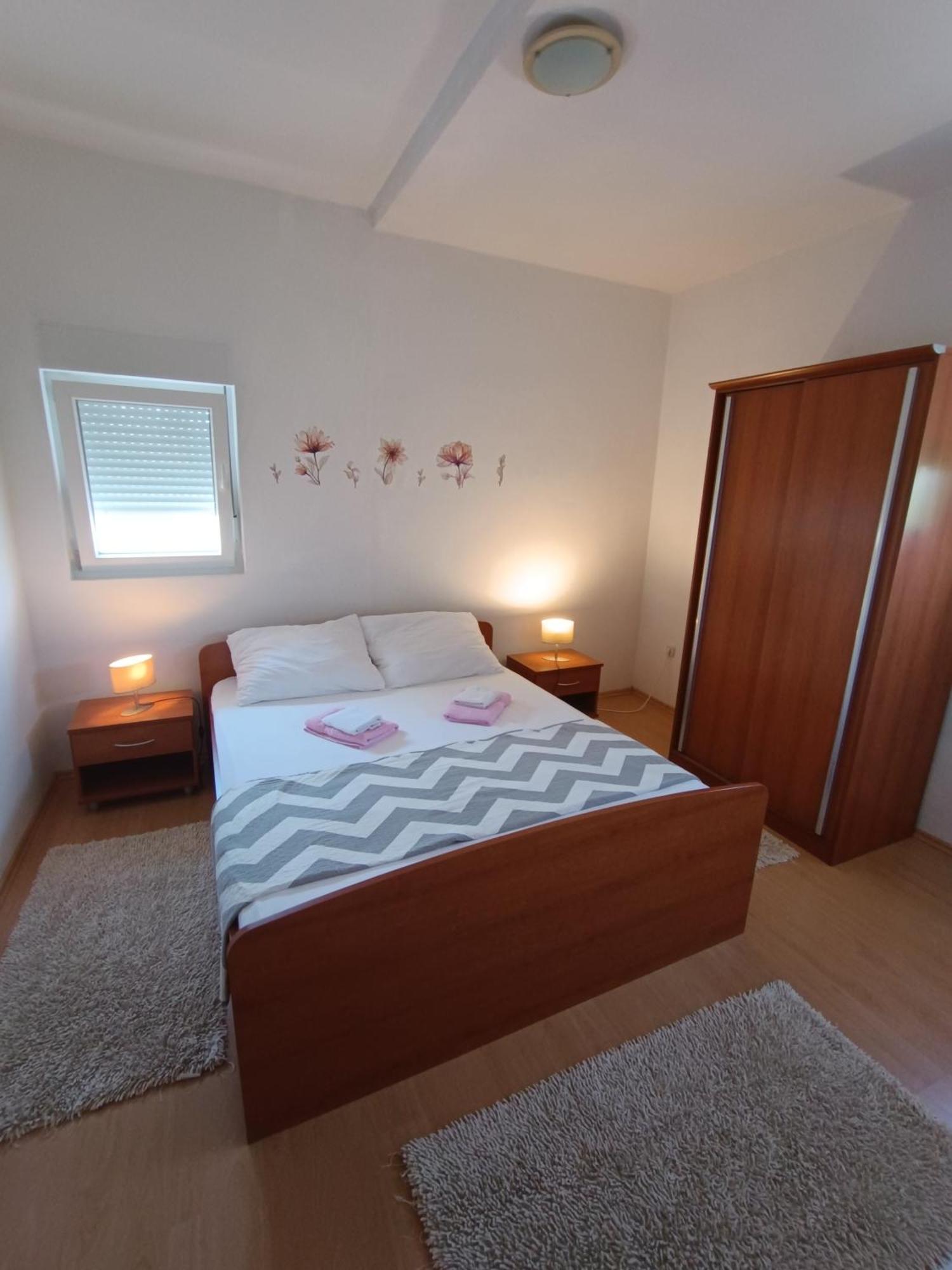 Apartman Lea Sukošan Kültér fotó
