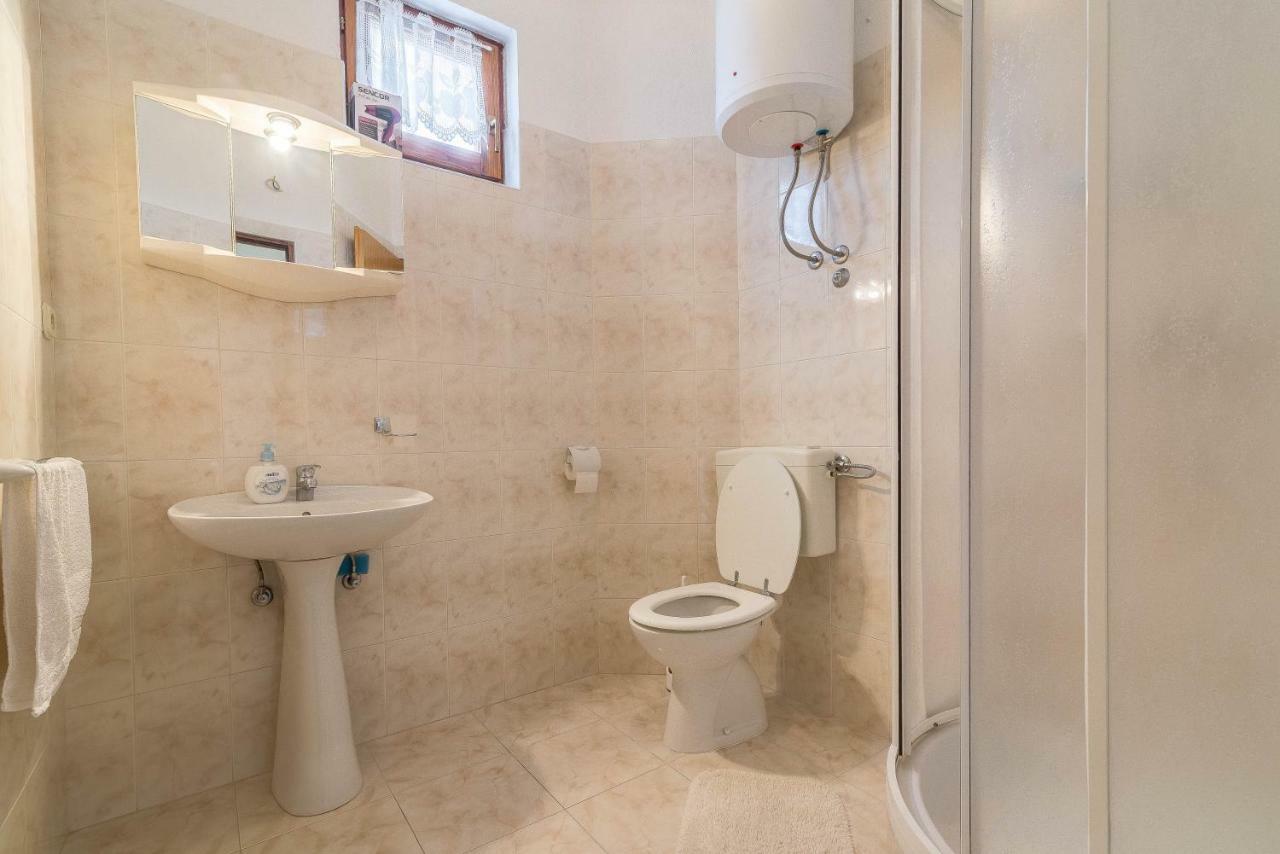 Apartman Lea Sukošan Kültér fotó