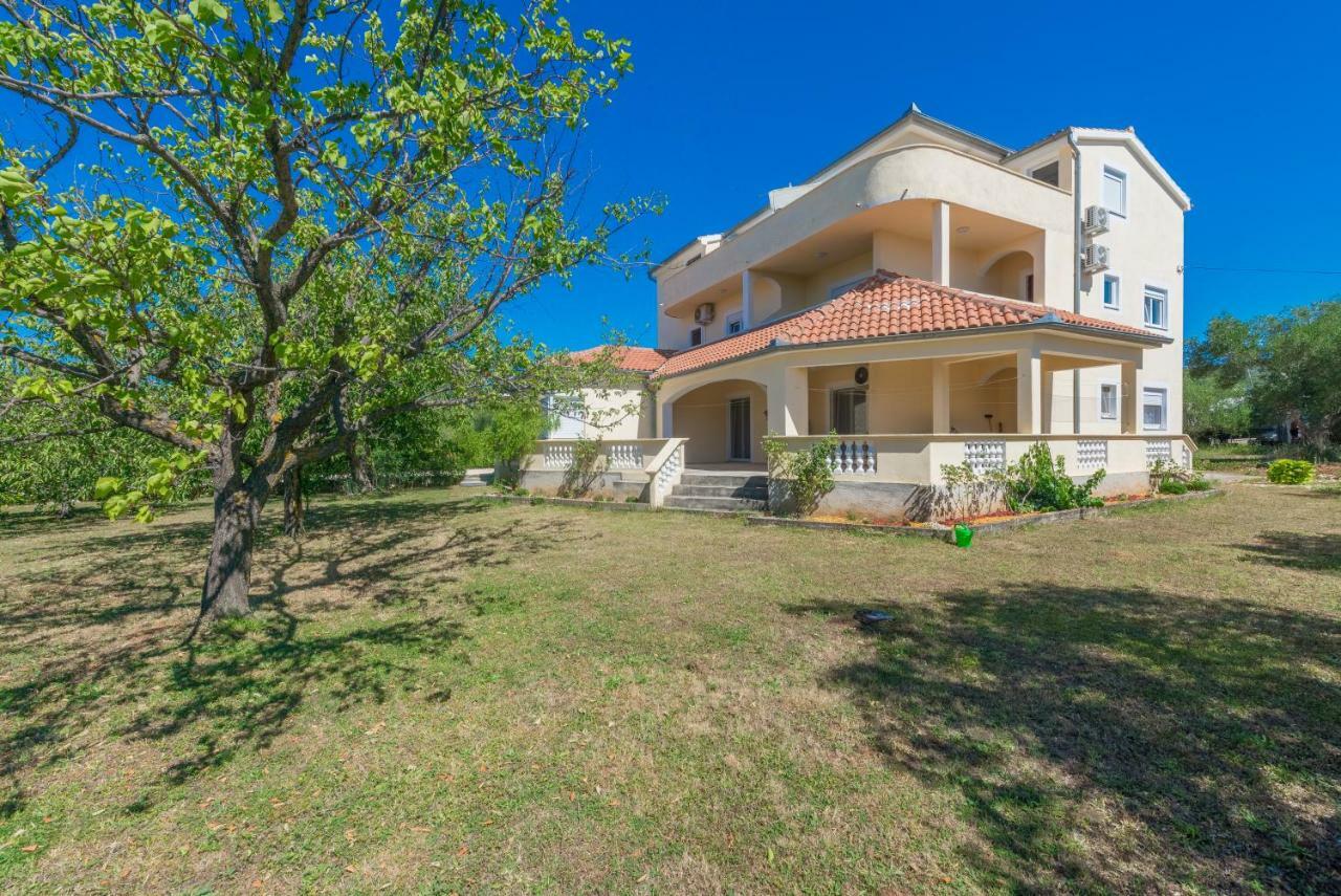 Apartman Lea Sukošan Kültér fotó